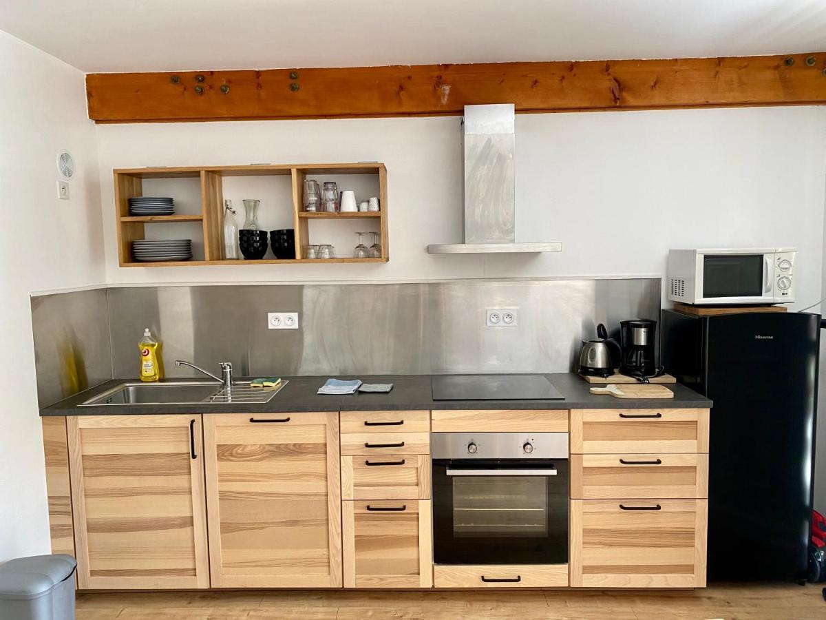 Appartement Ideal Pour Ete Et Hiver, Situe Au Pied Des Pistes De Ski Et Des Sentiers De Randonnee Преманон Экстерьер фото